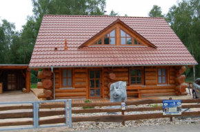  Naturstamm Ferienhaus  Трассенхайде